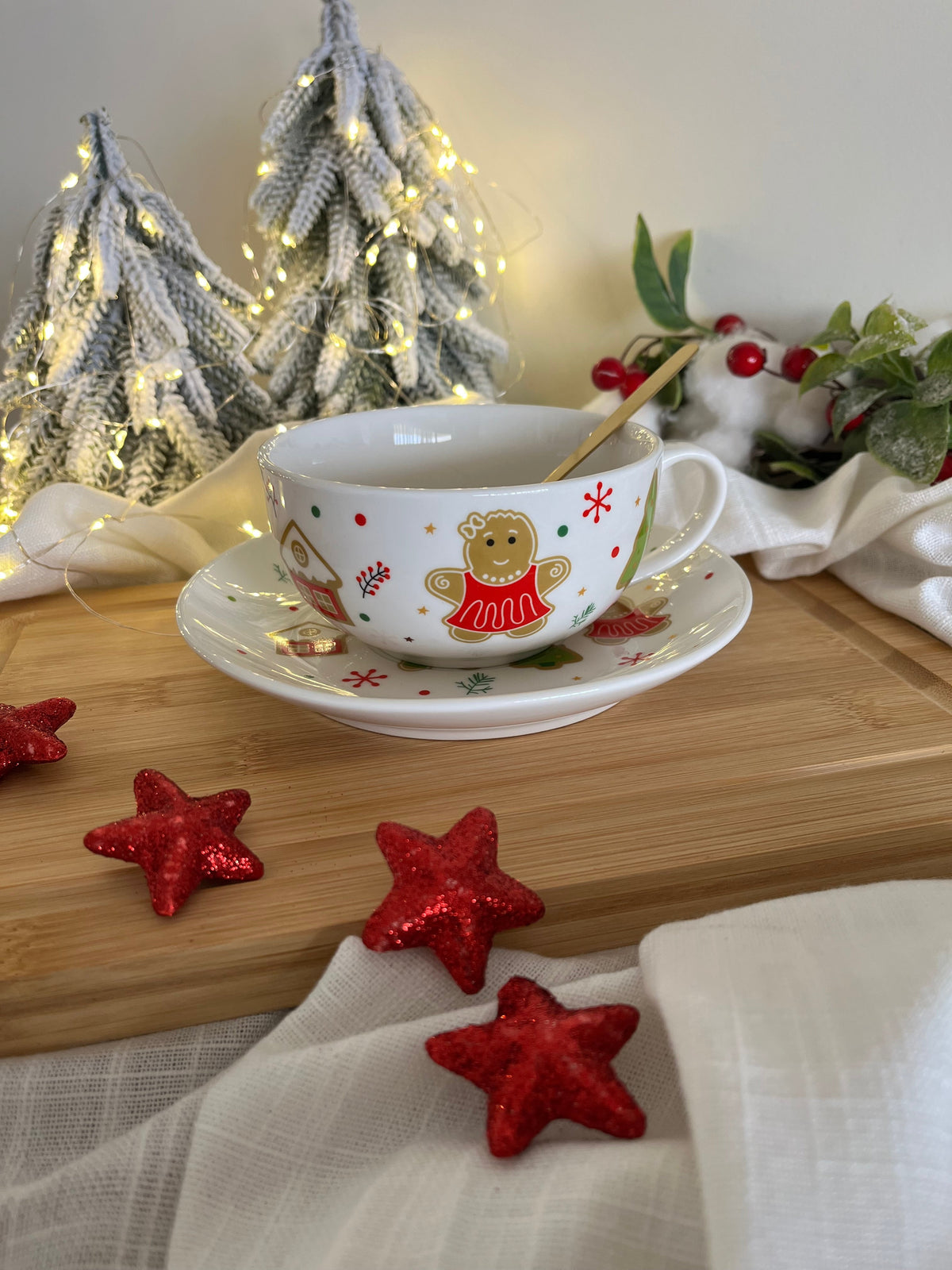 Christmas Cup Set With Saucer And Spoon