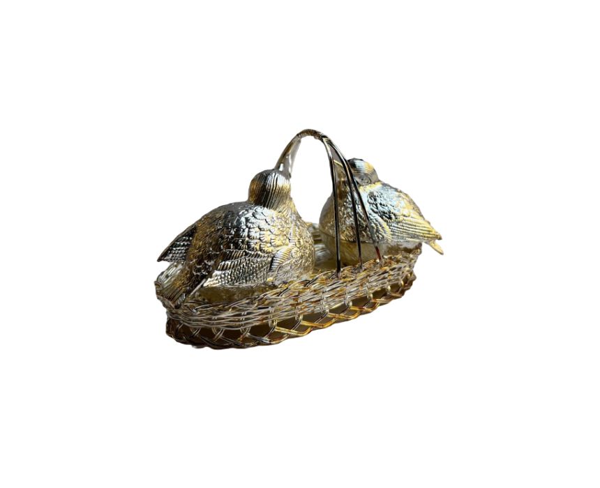 Bird-Shaped Salt and Pepper Shaker Set ARG 925