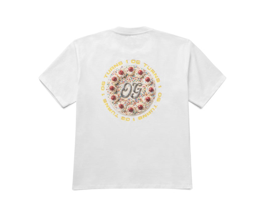 Oversized Birthday T-shirt White Cherries