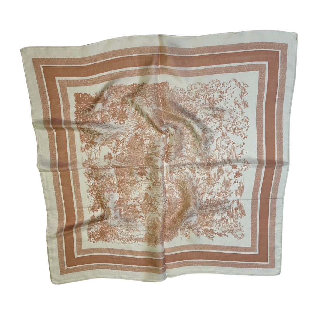 Nacre Scarf