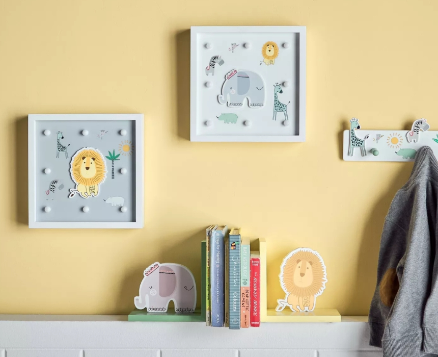 Animal Story Wall Hook