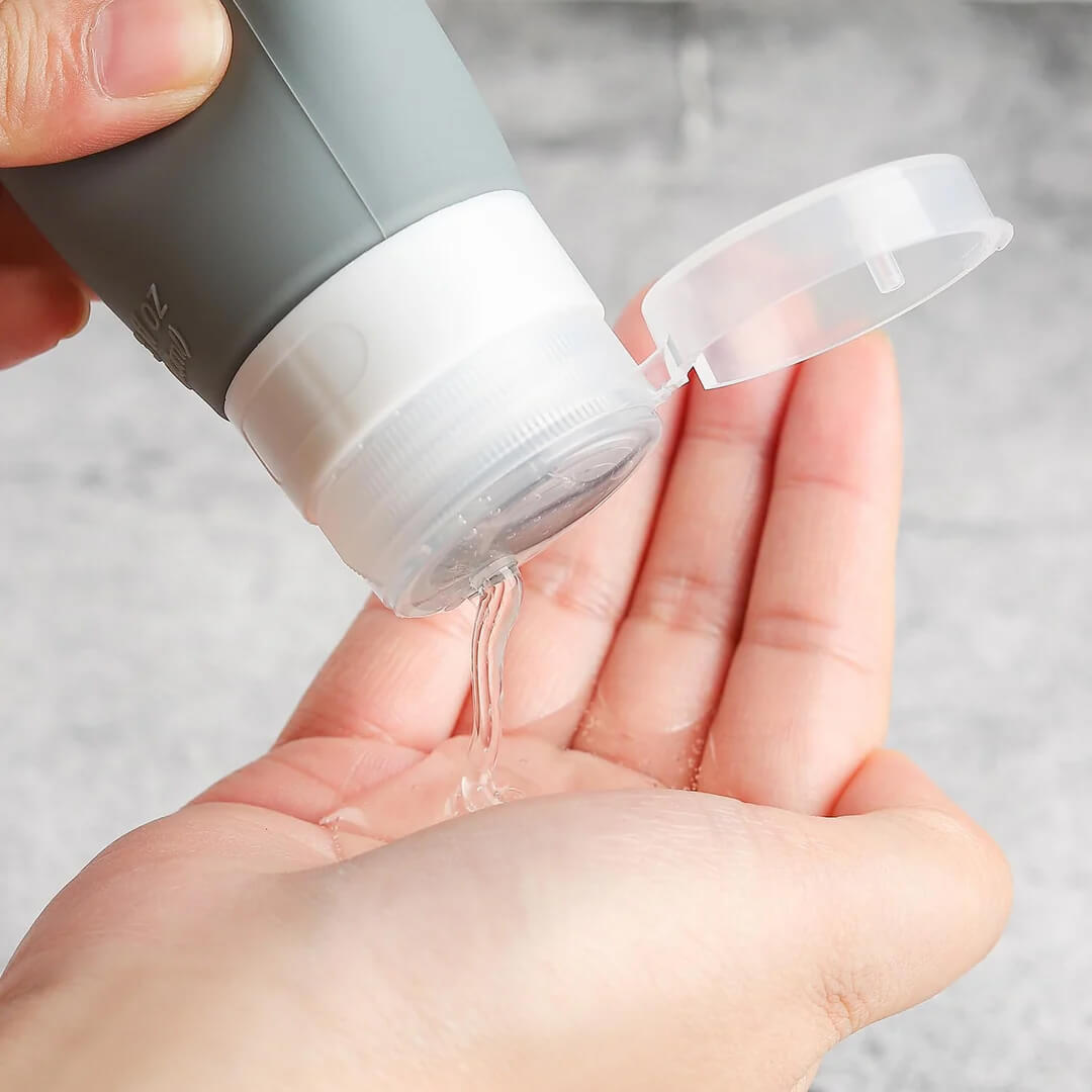 Airline approved 3oz leakproof travel containers for shampoo