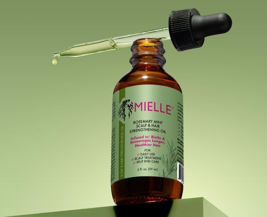 Mielle Rosemary Mint Scalp and Hair Strengthening Oil