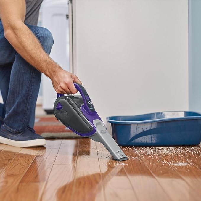 Black & Decker Cordless Handheld Pet Vacuum