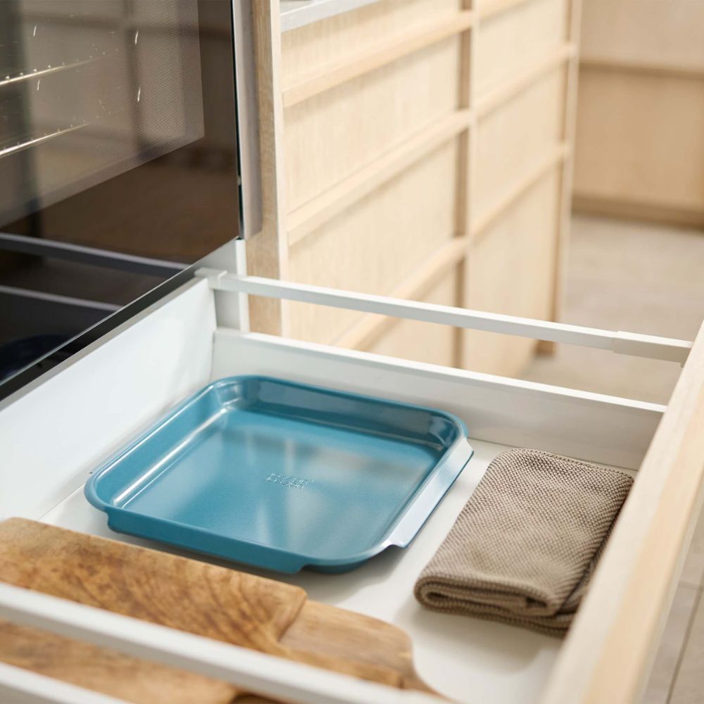 Nest™ Bake Non-Stick Medium Blue Baking Tray baking tray Nest™ Bake Non-Stick Medium Blue Baking Tray Nest™ Bake Non-Stick Medium Blue Baking Tray Joseph Joseph