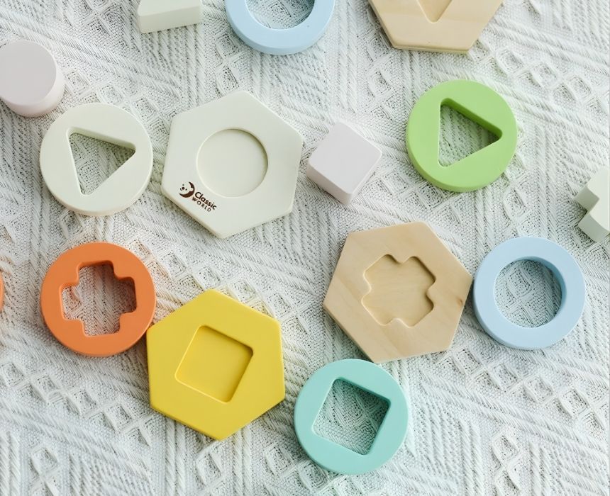 Classic World Shape Matching Game