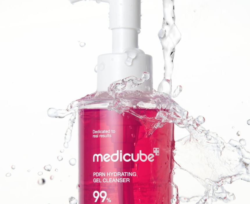 Medicube PDRN Hydrating Gel Cleanser