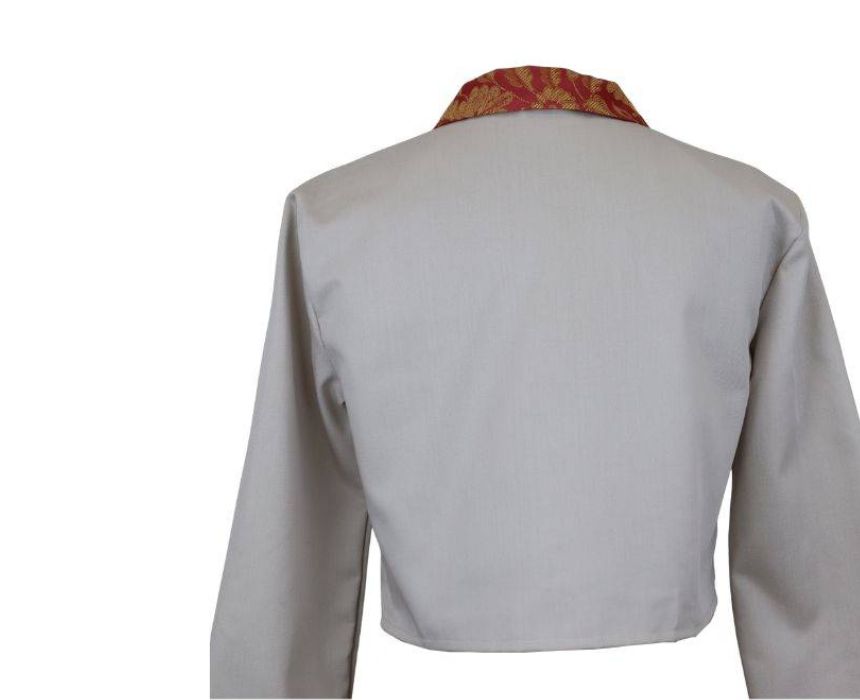 Cropped Chic Shirt in Beige and Brick