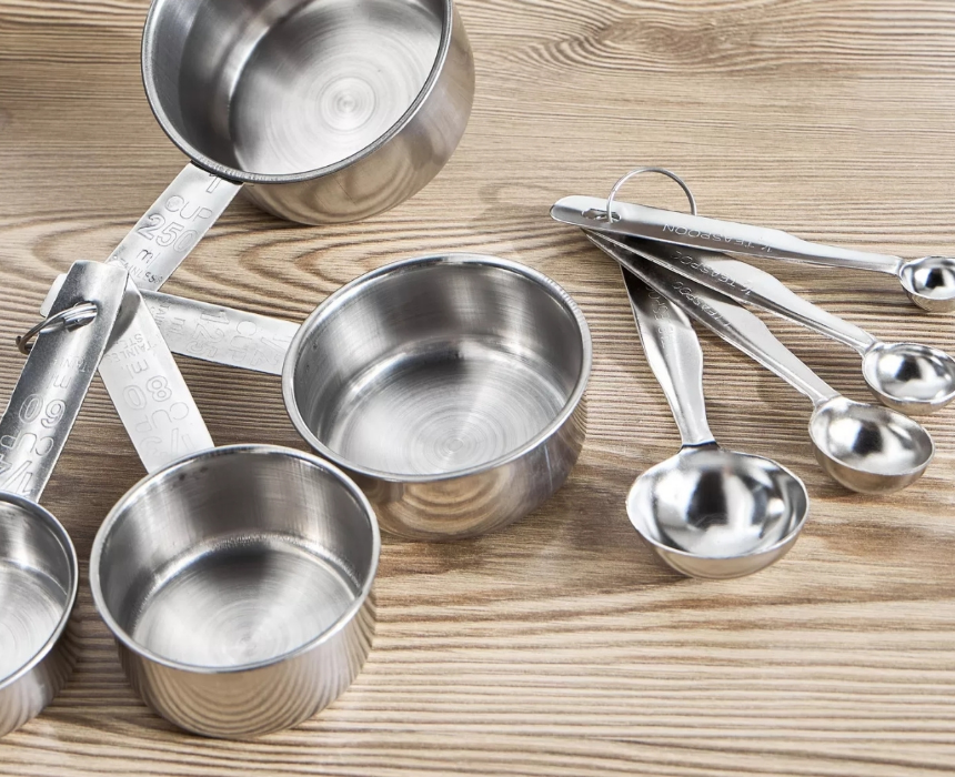 Essential Baking Set Mixing Bowls And Measuring Tools