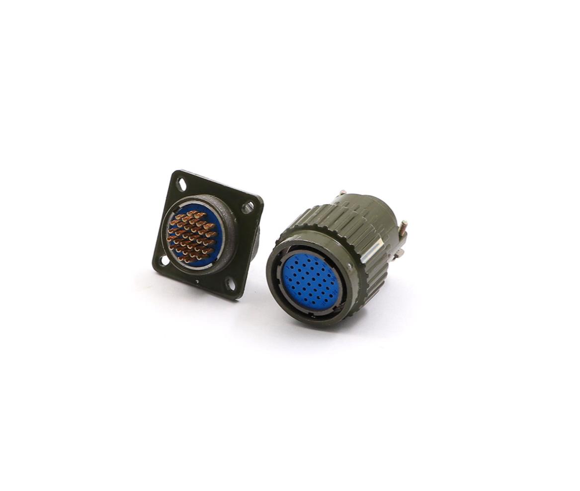 Circular Plug Aviation Connector 32-Pin Male to Female Army Green
