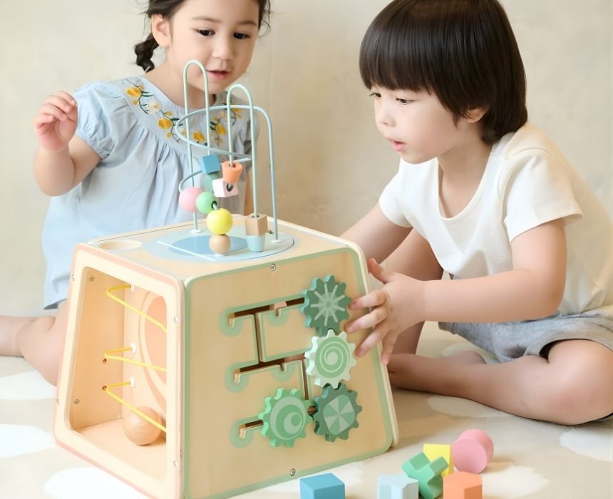 Arty Activity Cube