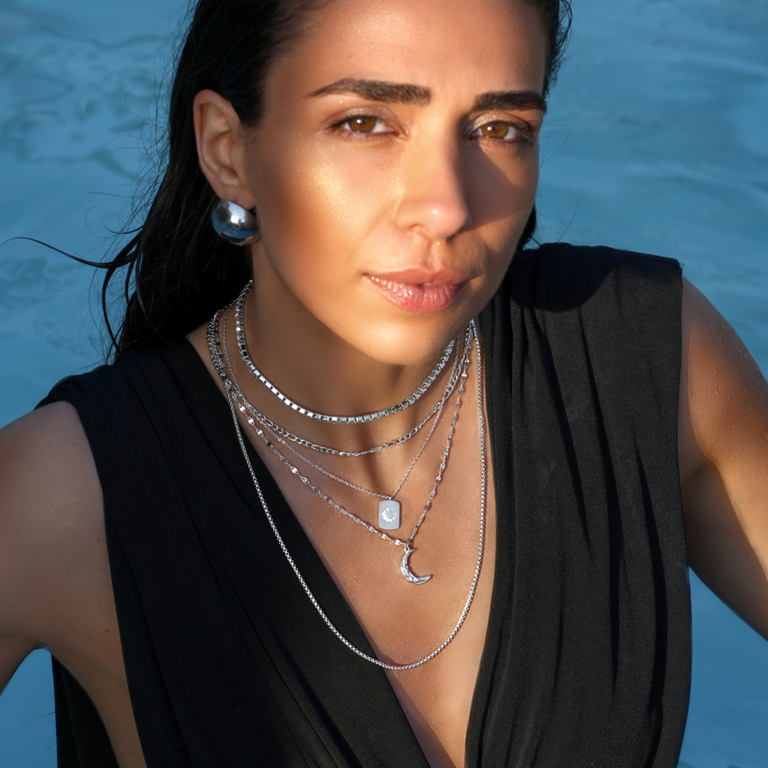 Shining Moon Necklace