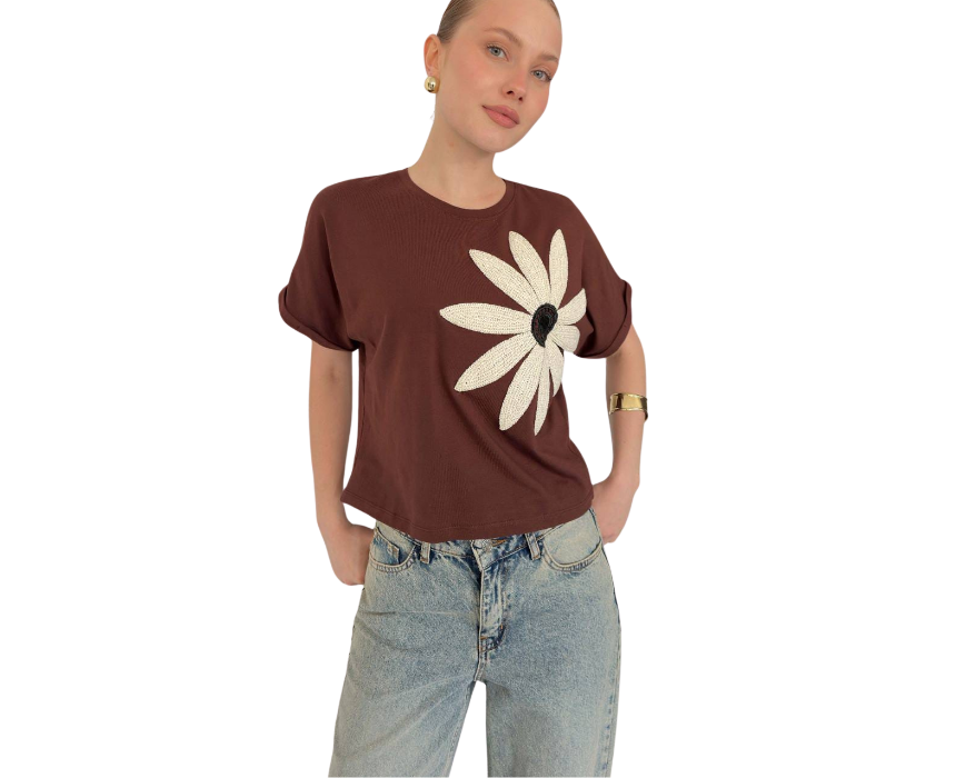 Brown T-shirt with Flower
