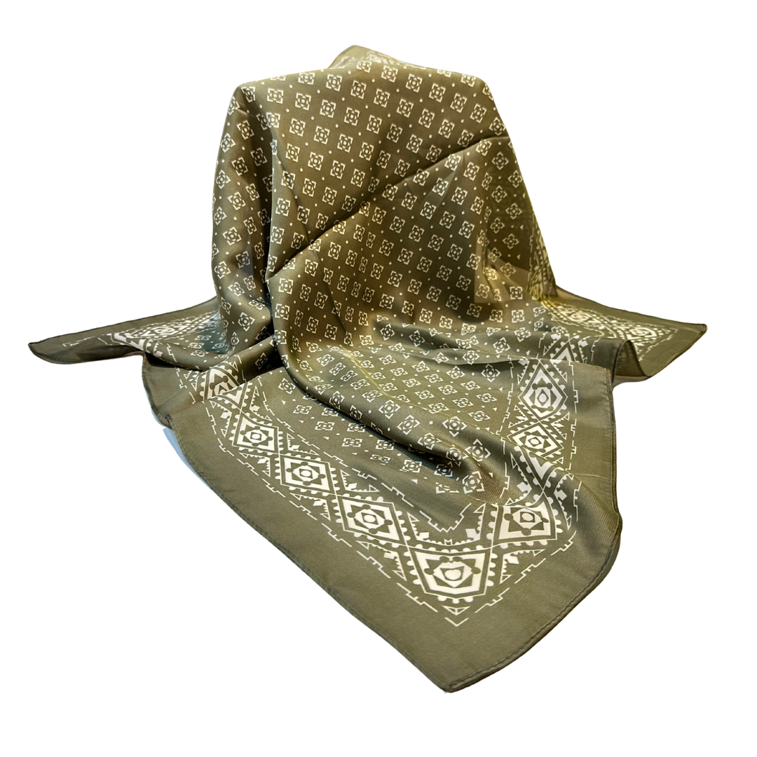 Olivine Scarf