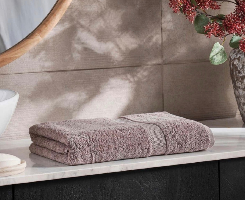 Nova Essence Bath Towel