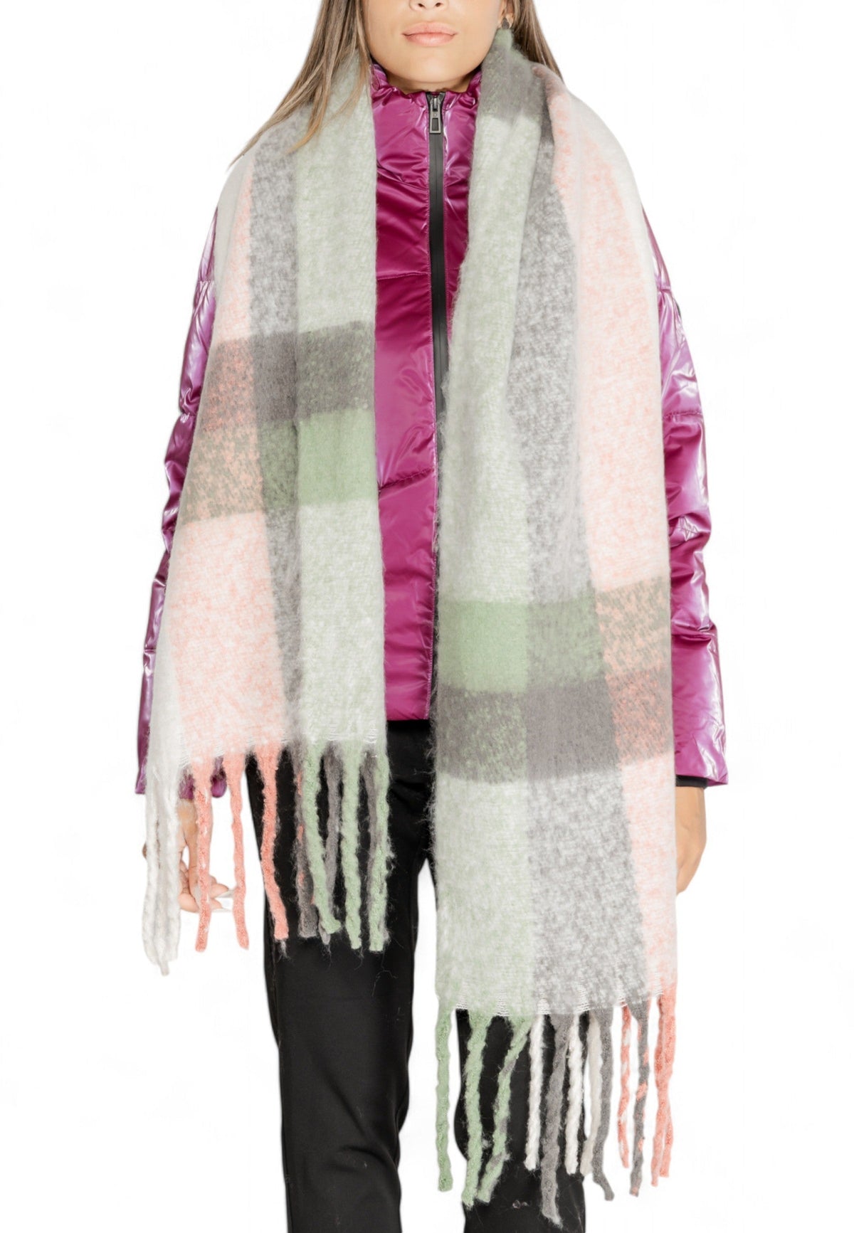 Only Scarf