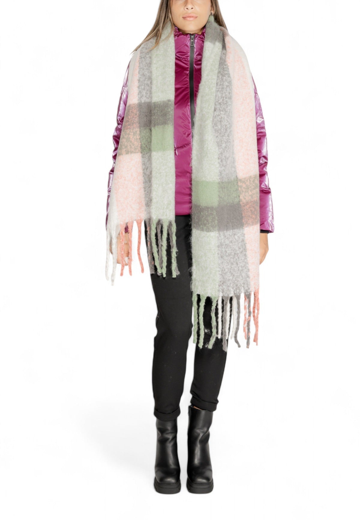 Only Scarf