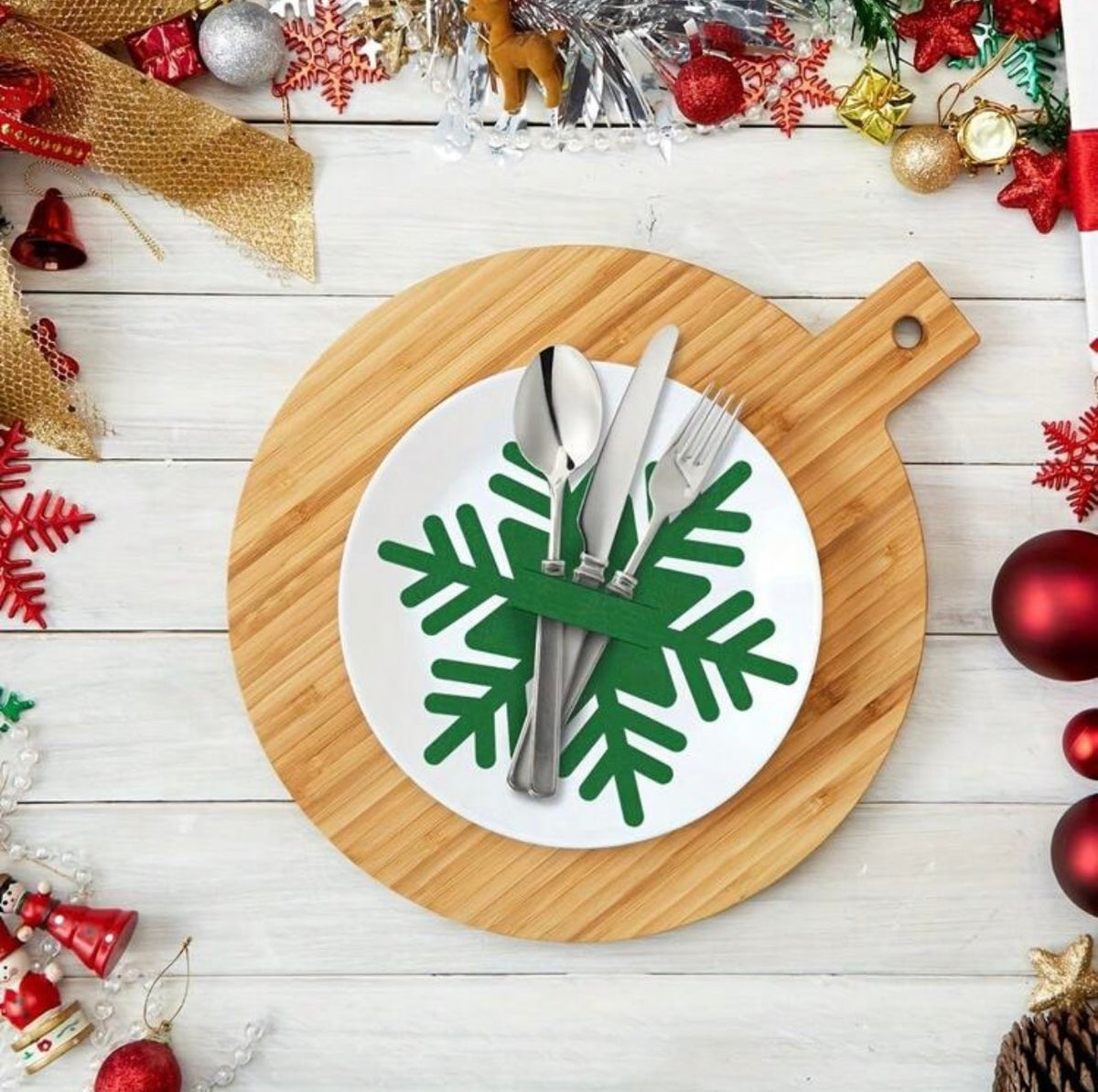Snowflake Utensil Holders (13x15cm) - 1 Piece christmas decoration Snowflake Utensil Holders (13x15cm) - 1 Piece Snowflake Utensil Holders (13x15cm) - 1 Piece Dream G Store