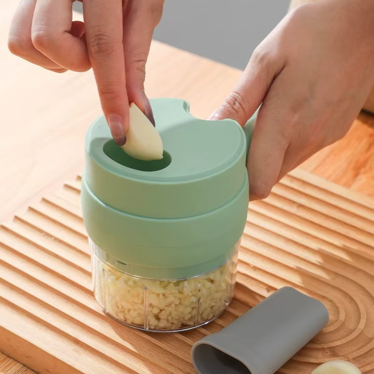Electric Vegetable Cutter Set with Stainless Blades