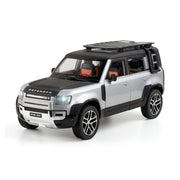 Land Rover Defender 1:24 Die-Cast Car by CHE ZHI