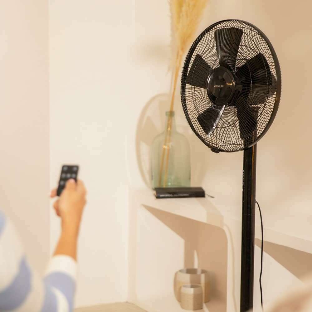 Stand & Desk Fan 2 in 1 Smart XL, 55W Fan Stand & Desk Fan 2 in 1 Smart XL, 55W Stand & Desk Fan 2 in 1 Smart XL, 55W Cecotec