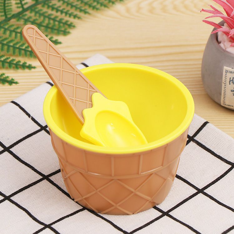 Ice Cream Dessert Bowls With Spoon
