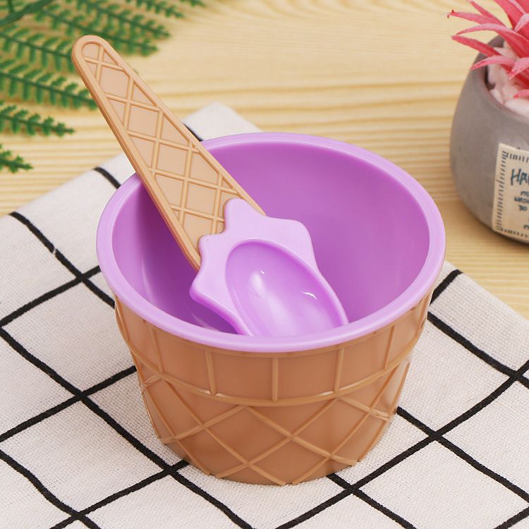 Ice Cream Dessert Bowls With Spoon