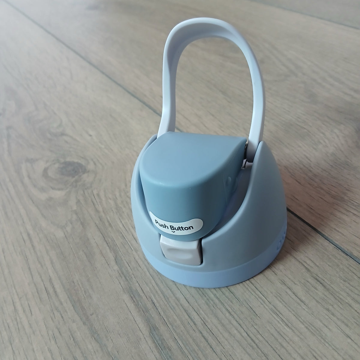 Owala Stainless Steel FreeSip Leak-Proof Water Bottle Dusty Blue 480ml