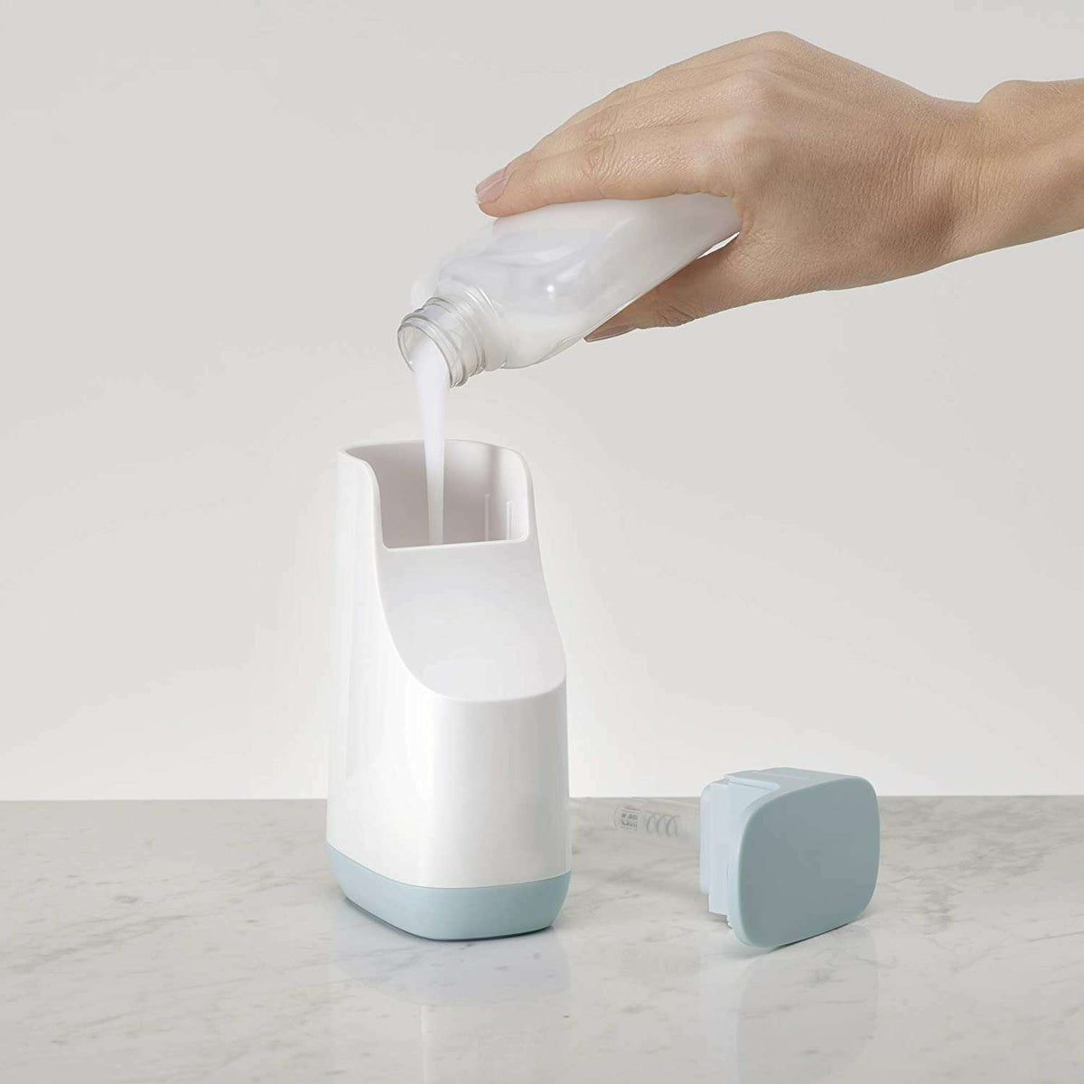 The German Outlet, Joseph Joseph, Slim Compact Soap Dispenser