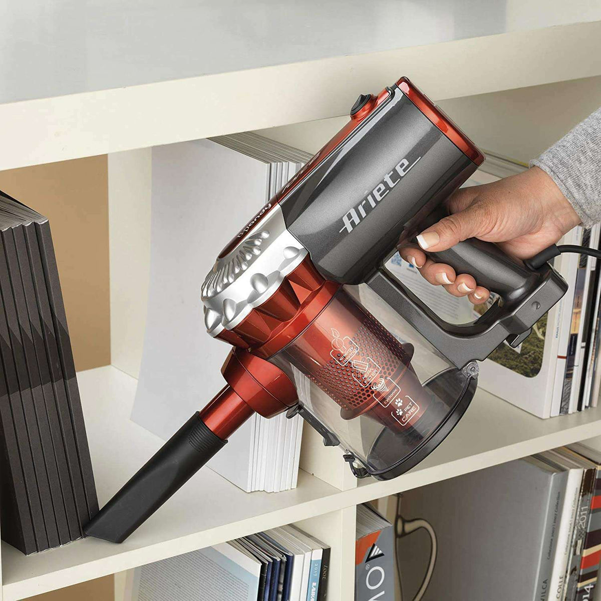 2-in-1 Corded Electric Broom Vacuum Cleaner Vacuum Cleaner 2-in-1 Corded Electric Broom Vacuum Cleaner 2-in-1 Corded Electric Broom Vacuum Cleaner Ariete
