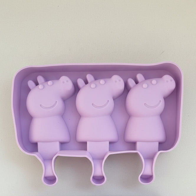 Ice Cream Silicone Mold with Wood Sticks & Cover - Random color