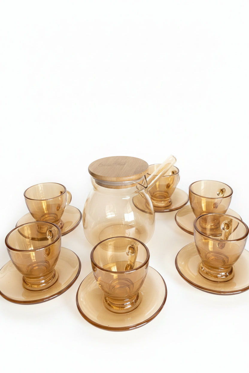 Coffee cups & saucers
