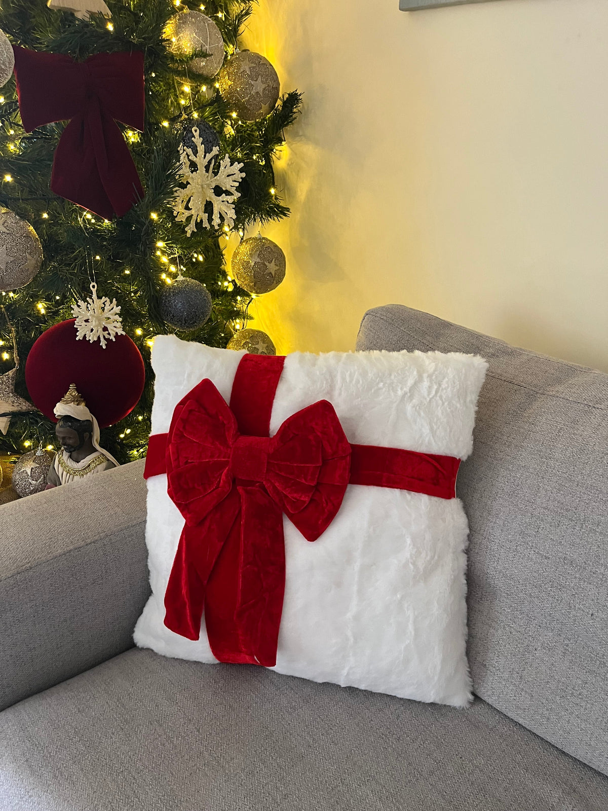 Christmas Bow Cushion Including Filling