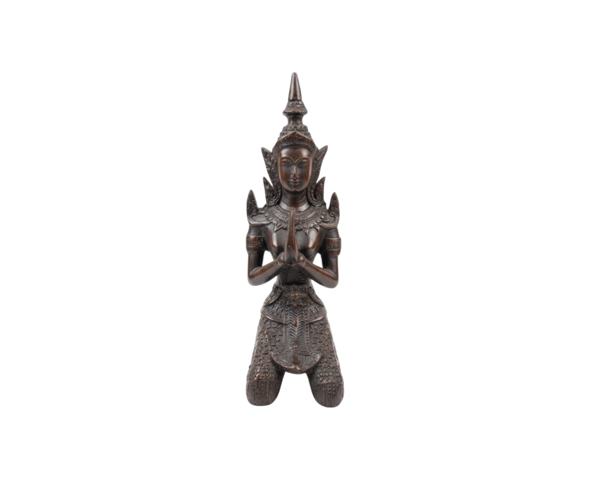 Kneeling Buddha Statue