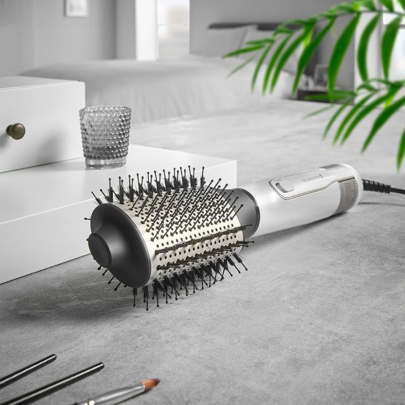 Hydraluxe Volumising Hot Air Styler Airbrushes Hydraluxe Volumising Hot Air Styler Hydraluxe Volumising Hot Air Styler Remington