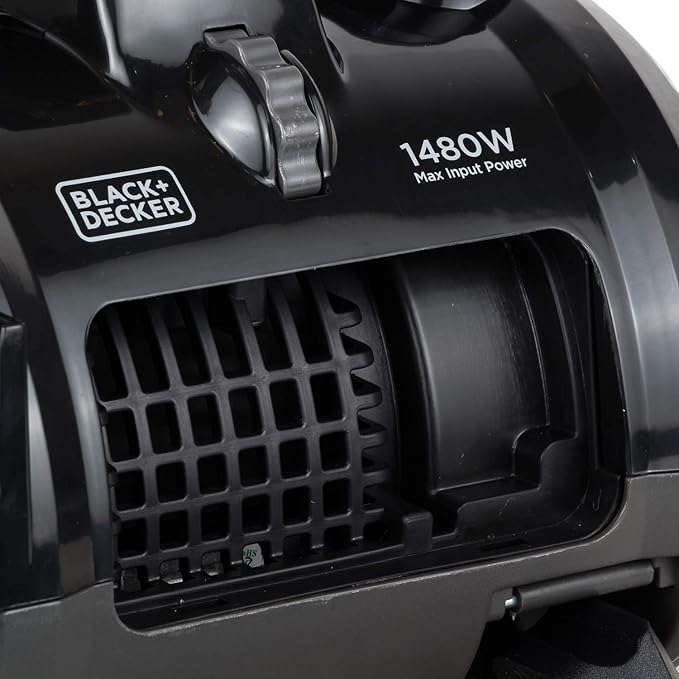 Black + Decker Multi-Cyclonic Vacuum 1300W