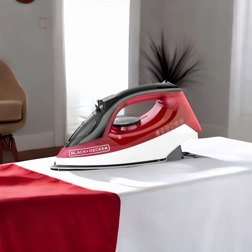 Black & Decker Steam Iron 1600W