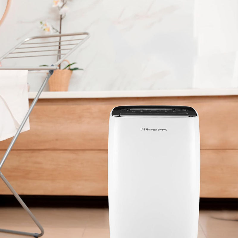 Breeze Dry 5000 Dehumidifier 20L Dehumidifiers Breeze Dry 5000 Dehumidifier 20L Breeze Dry 5000 Dehumidifier 20L Ufesa