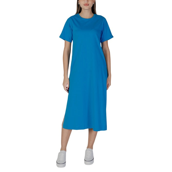 B.young - Blue Dress