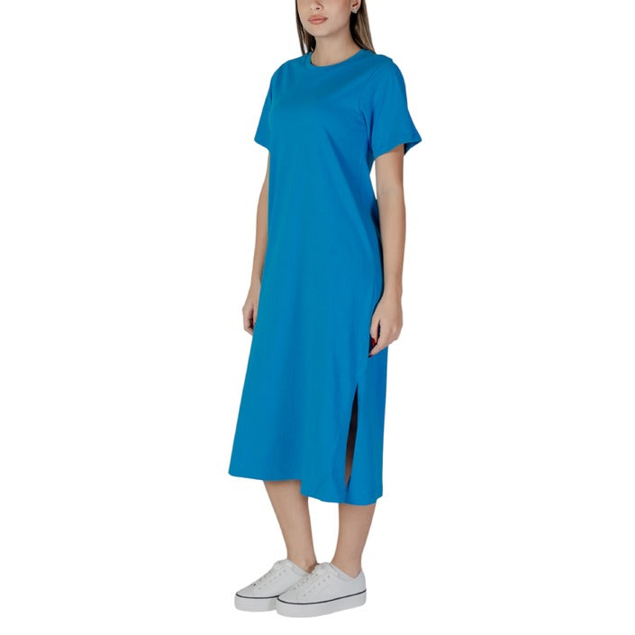 B.young - Blue Dress