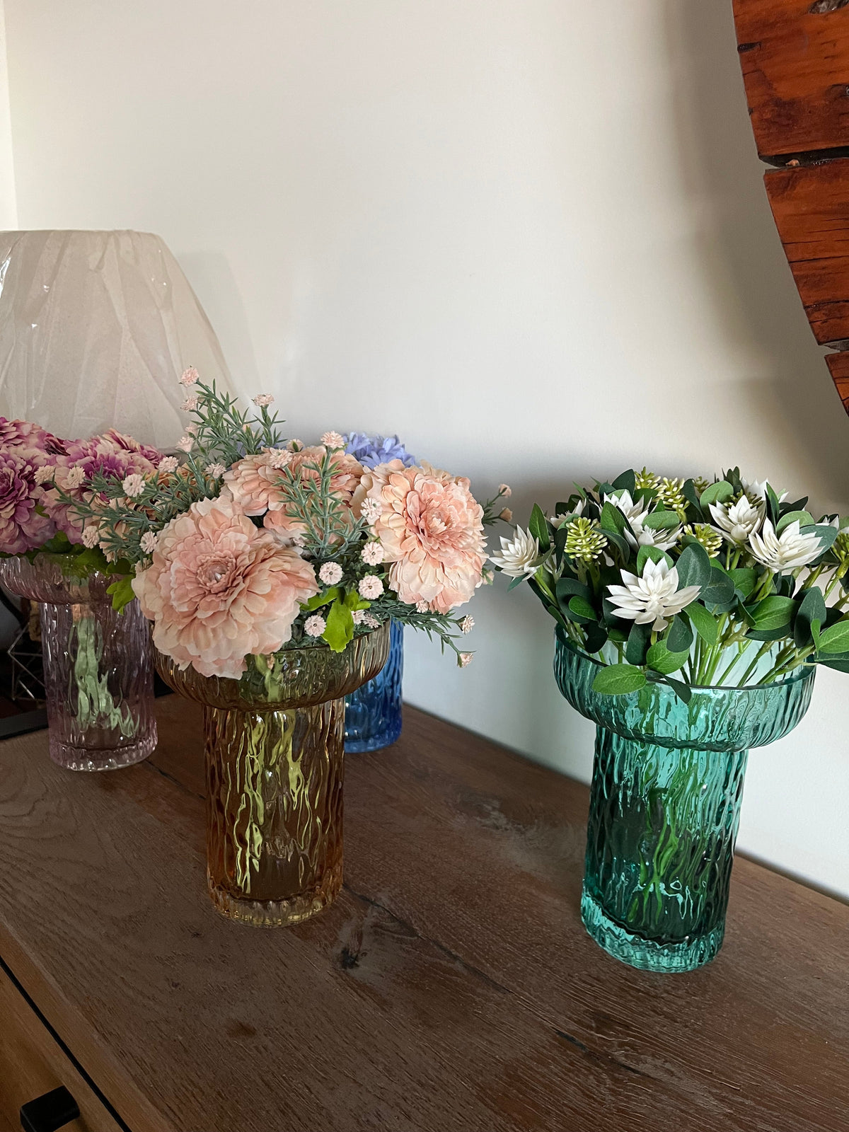 Ribbed Wide Glass Vase
