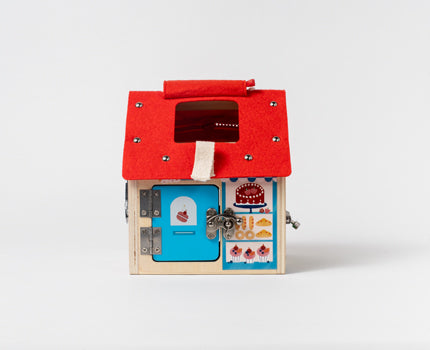 Lock Cabin With Minifigures