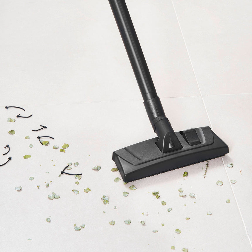 Vacuum Cleaner DVAC 1800 Vacuum Cleaner Vacuum Cleaner DVAC 1800 Vacuum Cleaner DVAC 1800 Karcher