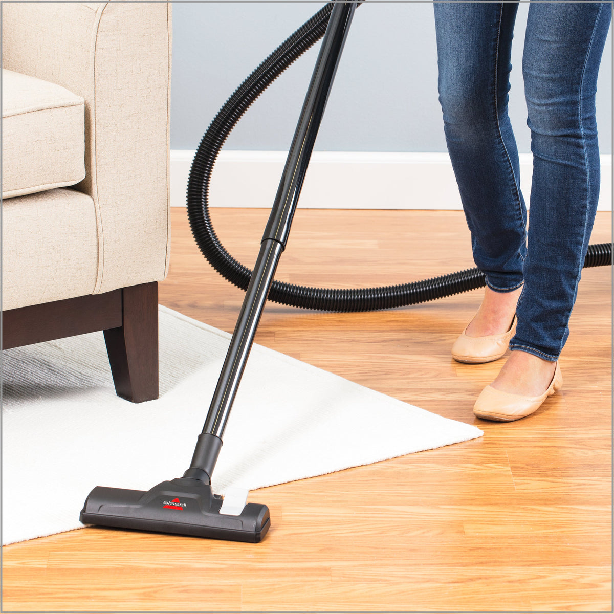 Compact Vacuum Cleaner