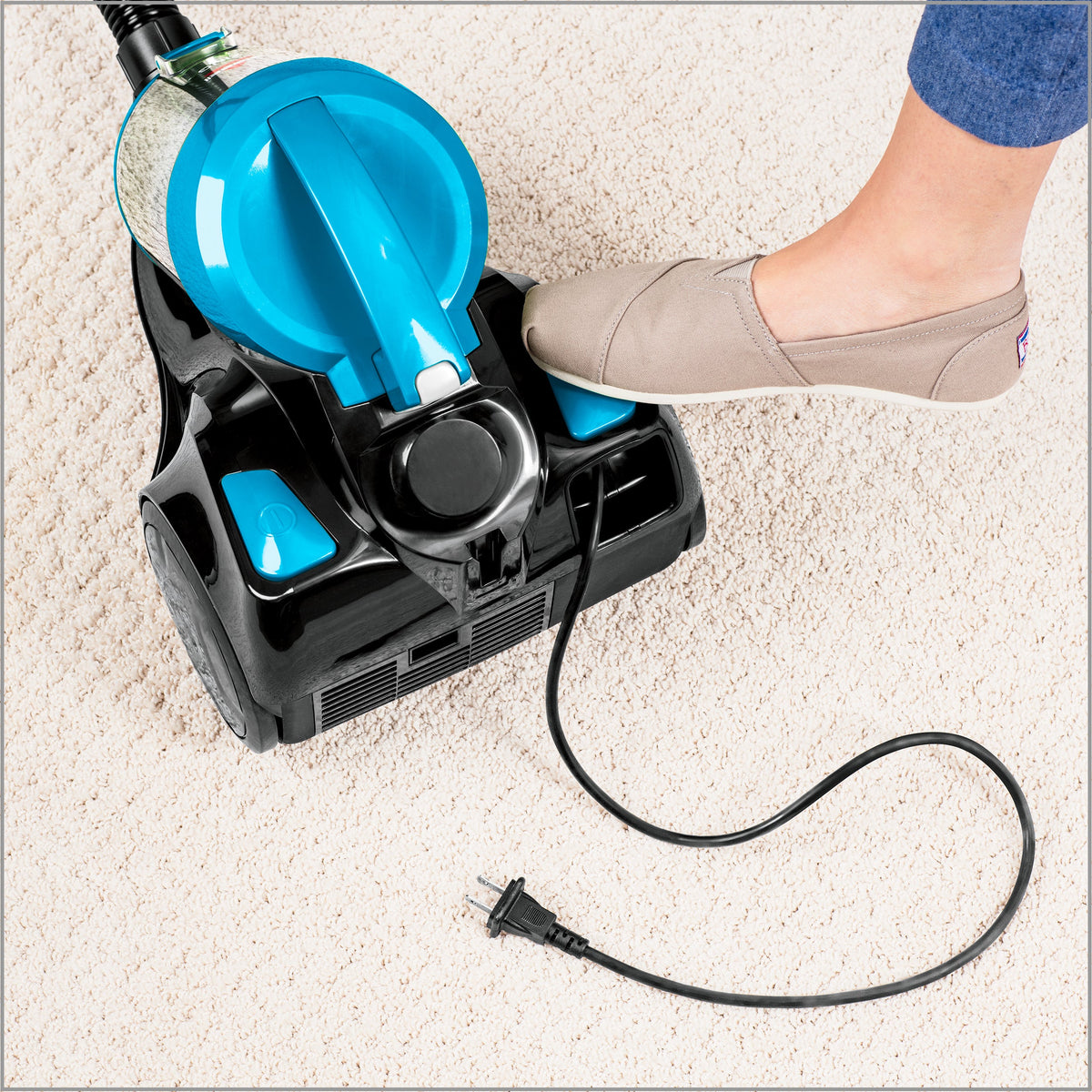 Compact Vacuum Cleaner