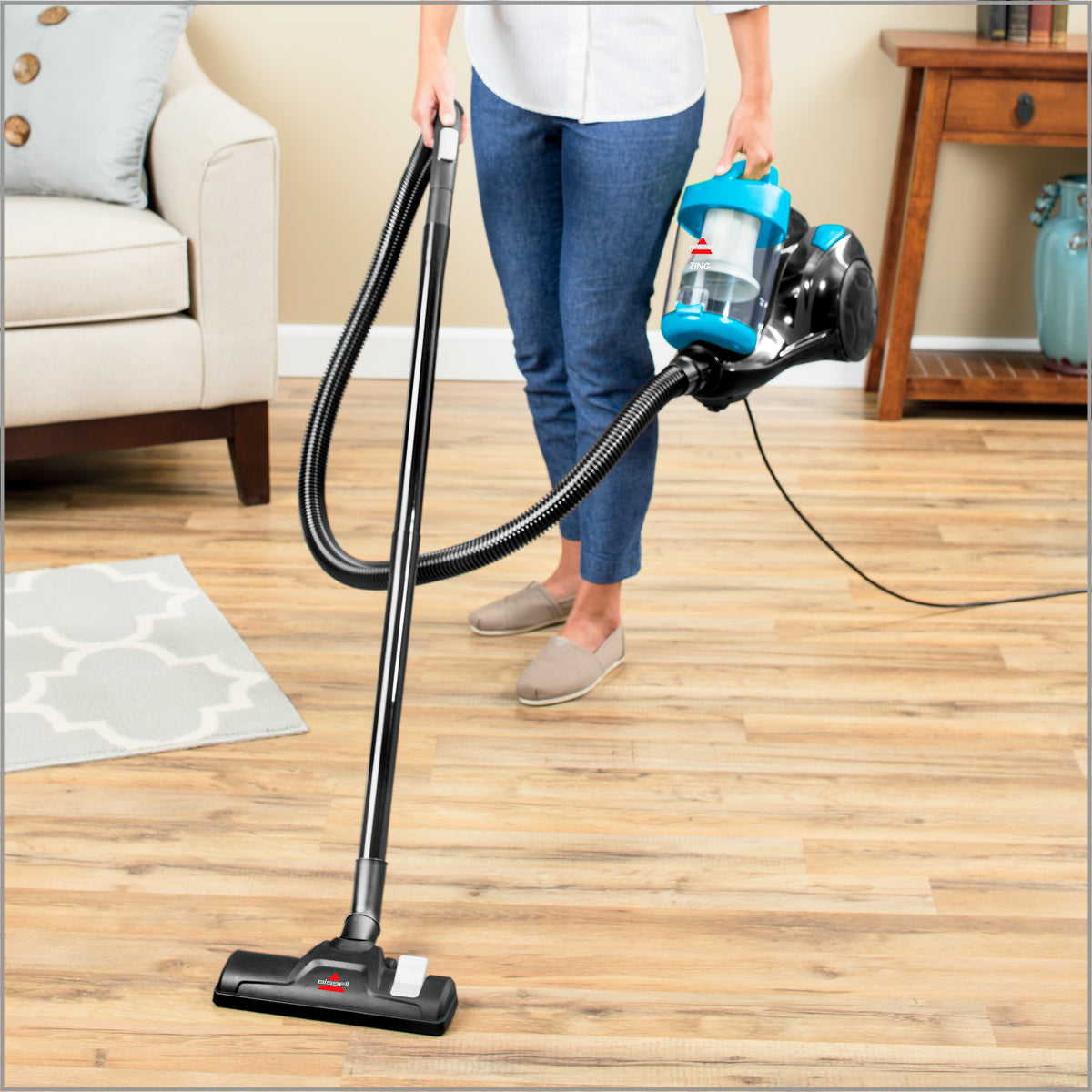 Compact Vacuum Cleaner