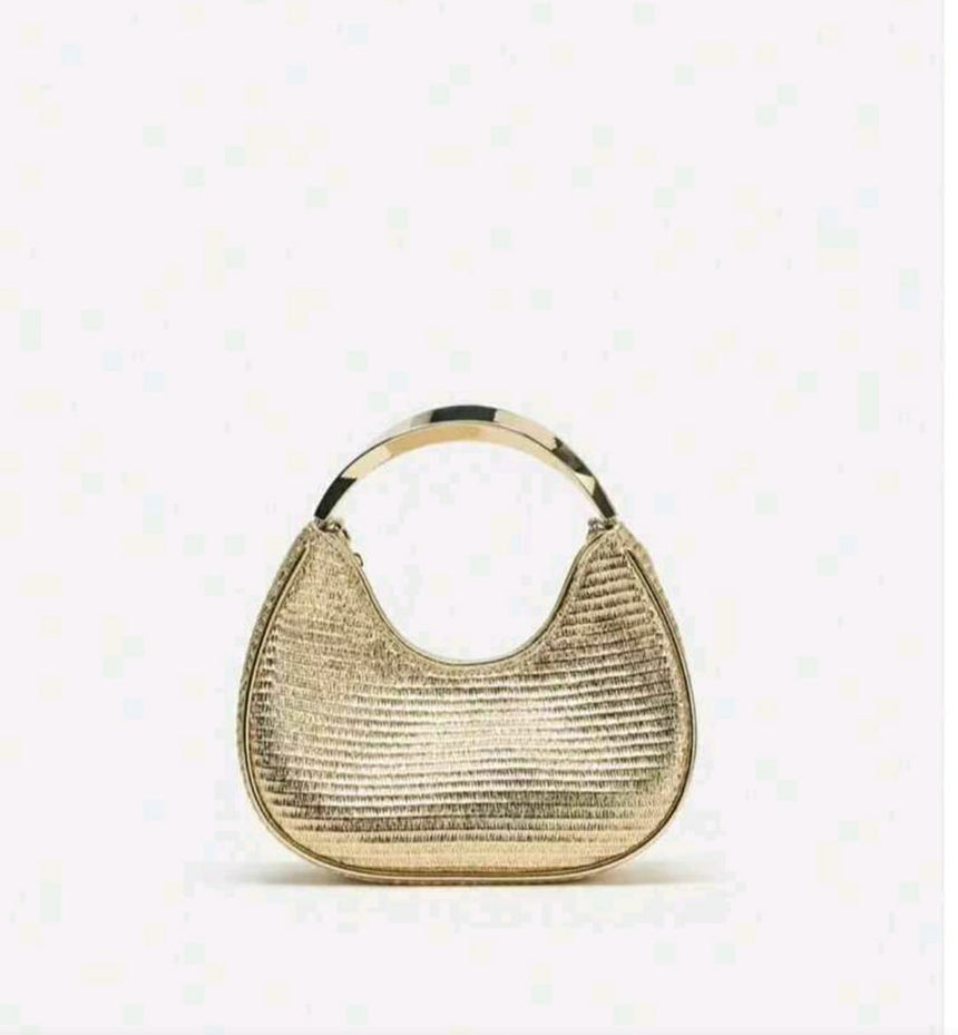 Fashionable Woven Handbag with Golden Handle