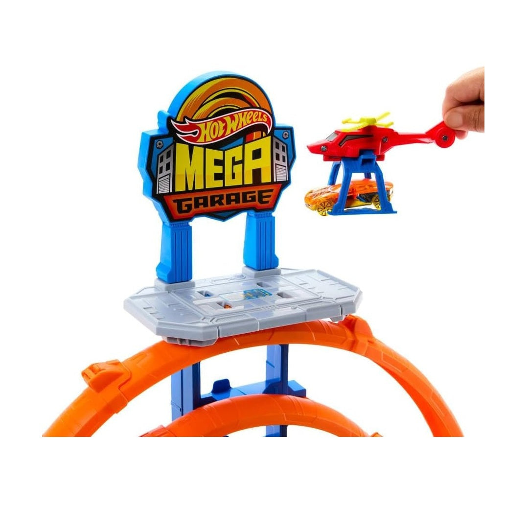 HOTWHEELS MEGA LOOP GARAGE by Mattel