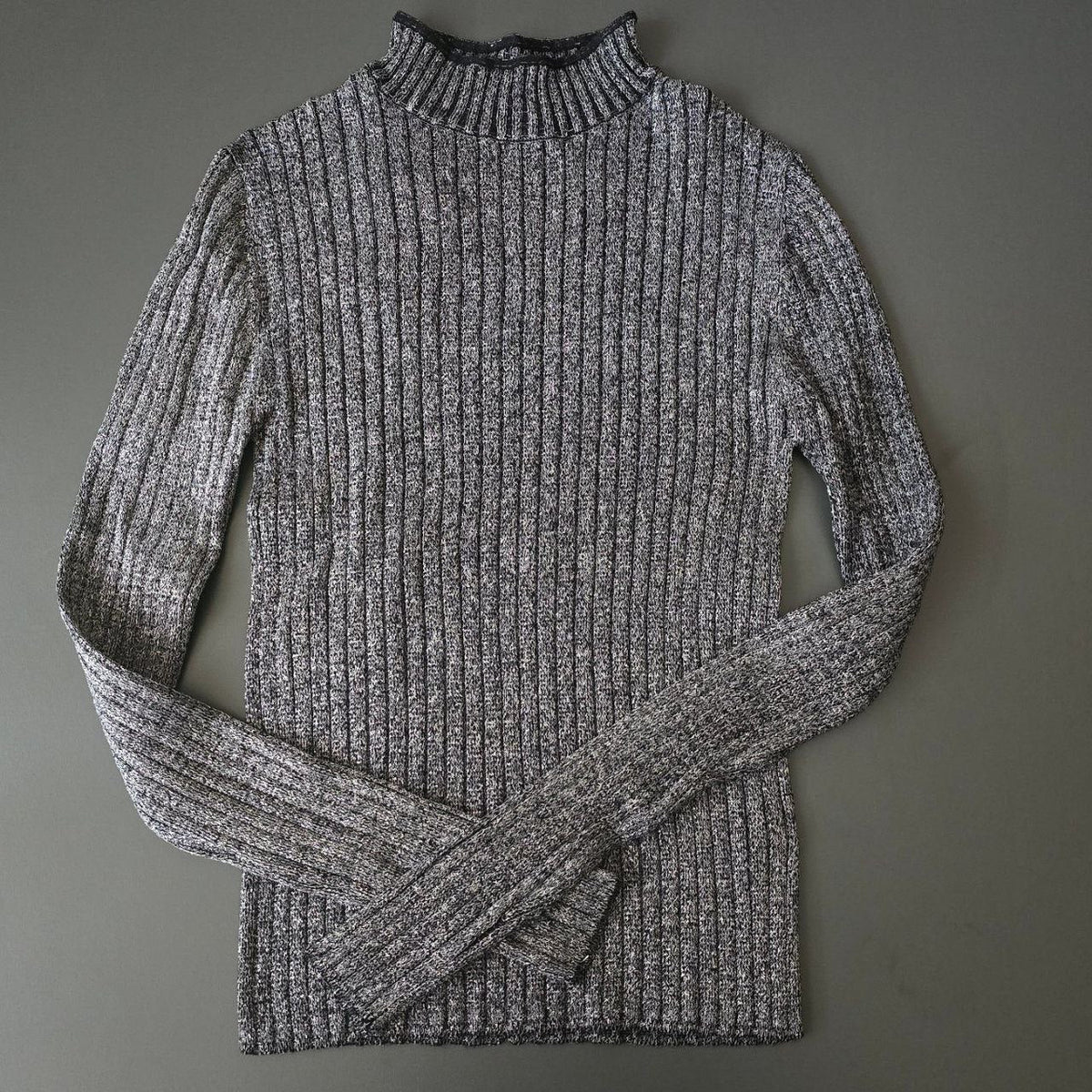 Terranova Women's Sweater Size Medium