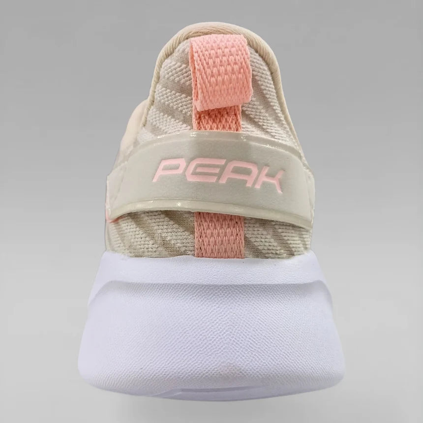 Peak Women Walking Shoes Wheat Khaki